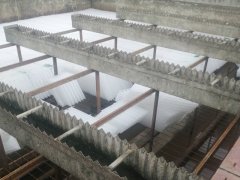 污水處理池斜管填料上的污泥怎么清洗？