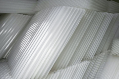 道路結(jié)冰，蜂窩斜管填料廠家提醒您提前備貨