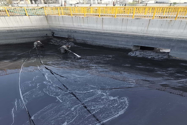 如何避免斜管沉淀池塌方！